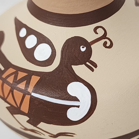 Vintage Hand Painted Vase Southwest Style with Native Inspired Spirit Bird Quail - Picture 6 of 9